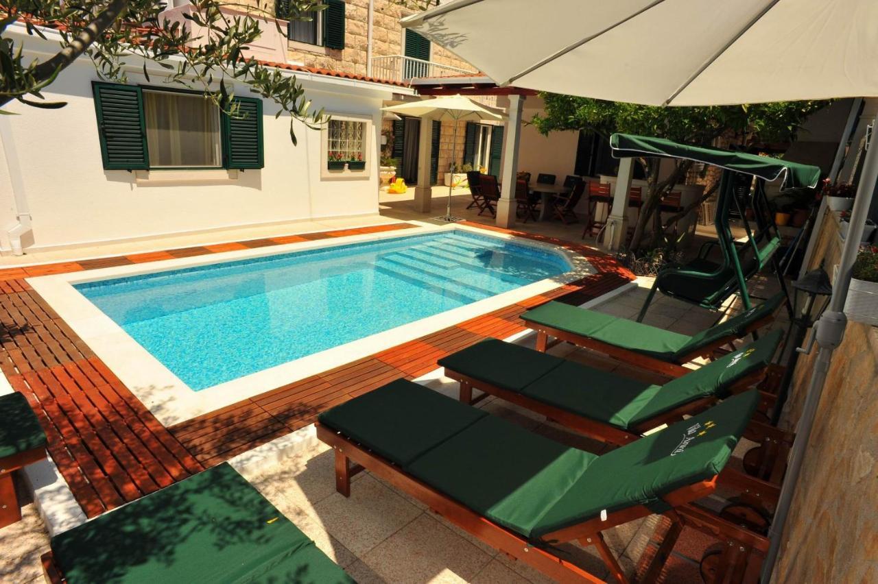 Villa Anni Sutivan Luaran gambar