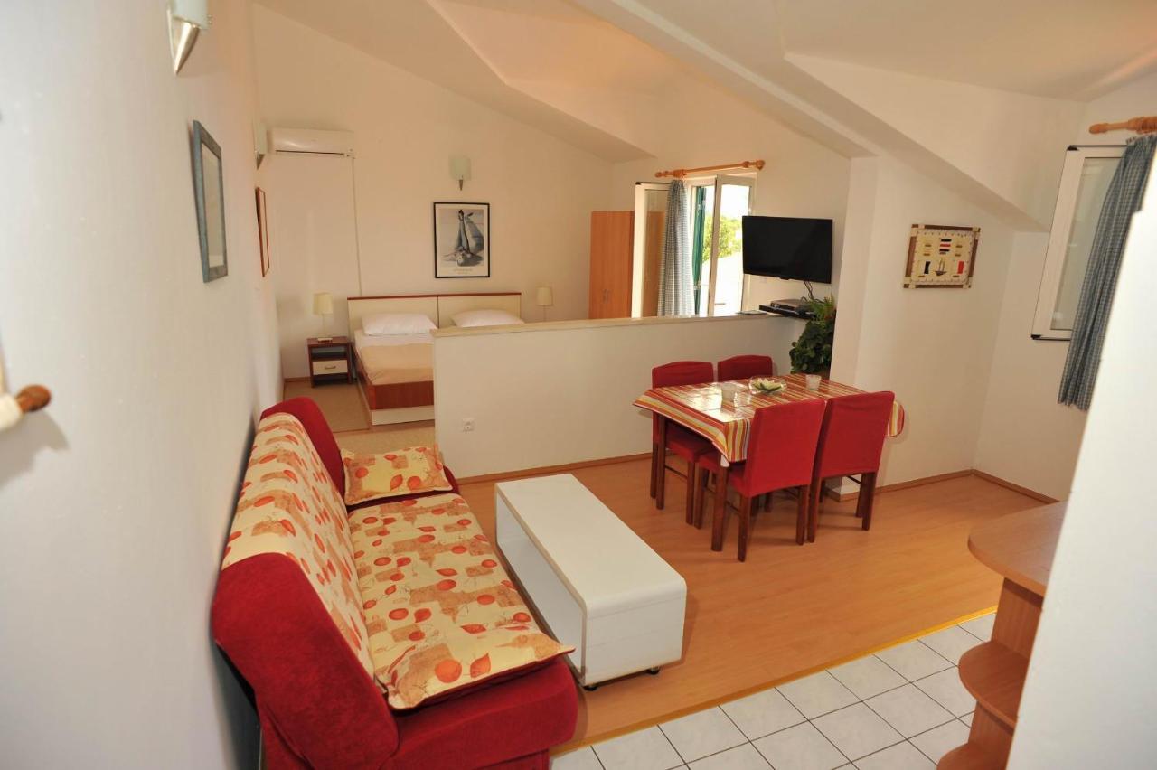 Villa Anni Sutivan Luaran gambar